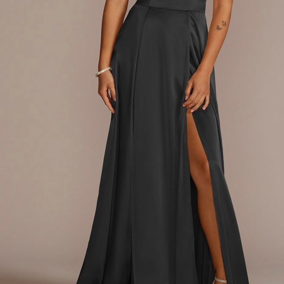 David’s bridal black dress - Picture 2 of 3
